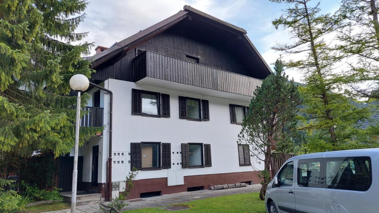 Apartma Marjetica Гозд-Мартулєк Екстер'єр фото